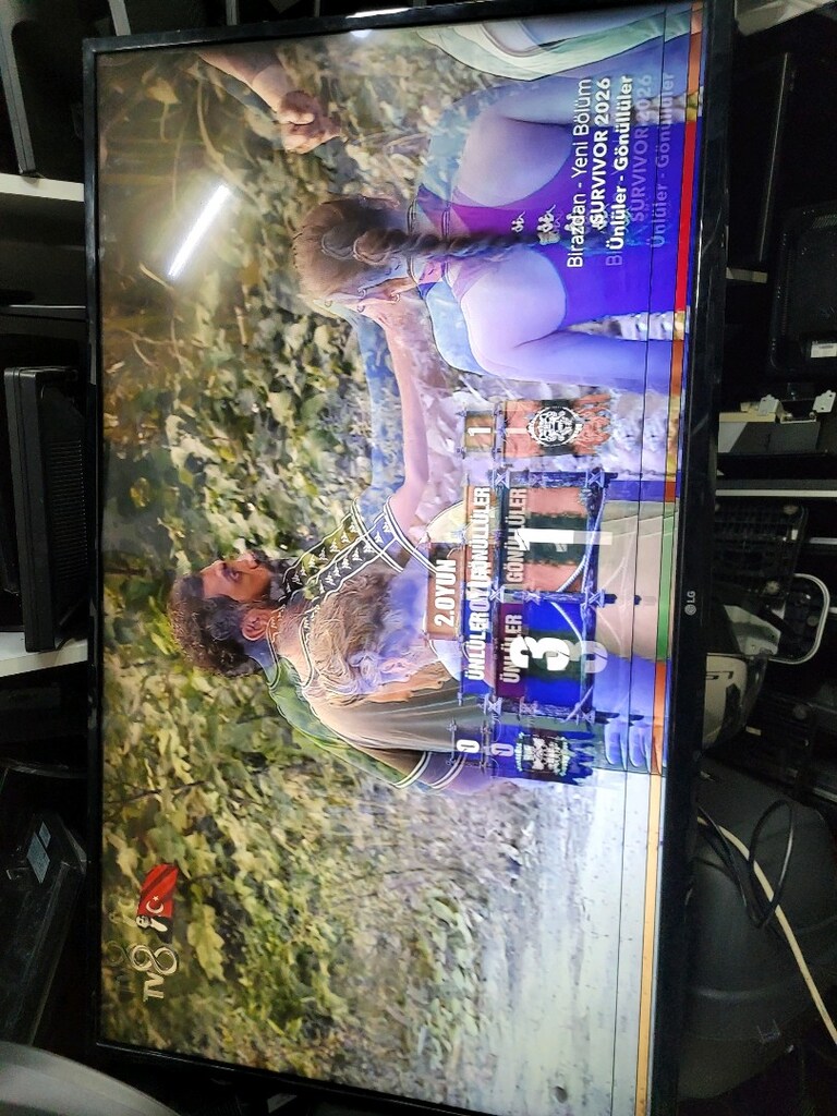 LG 49UH610V ekran arızalı televizyon - 2