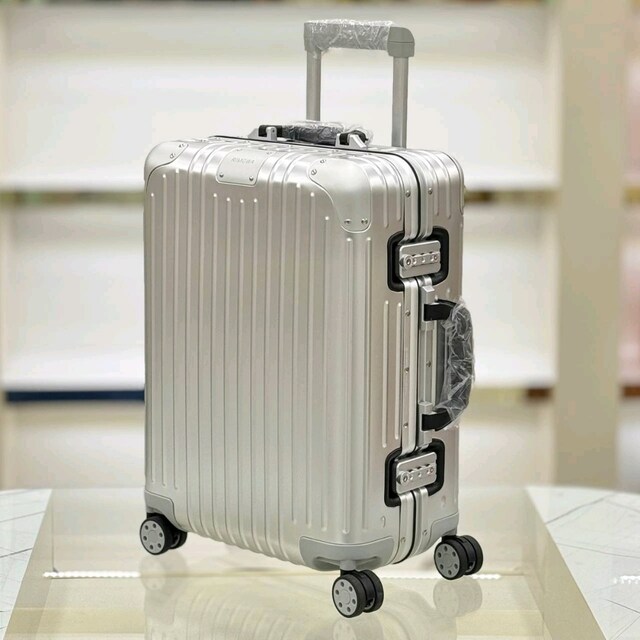 rimowa kabin