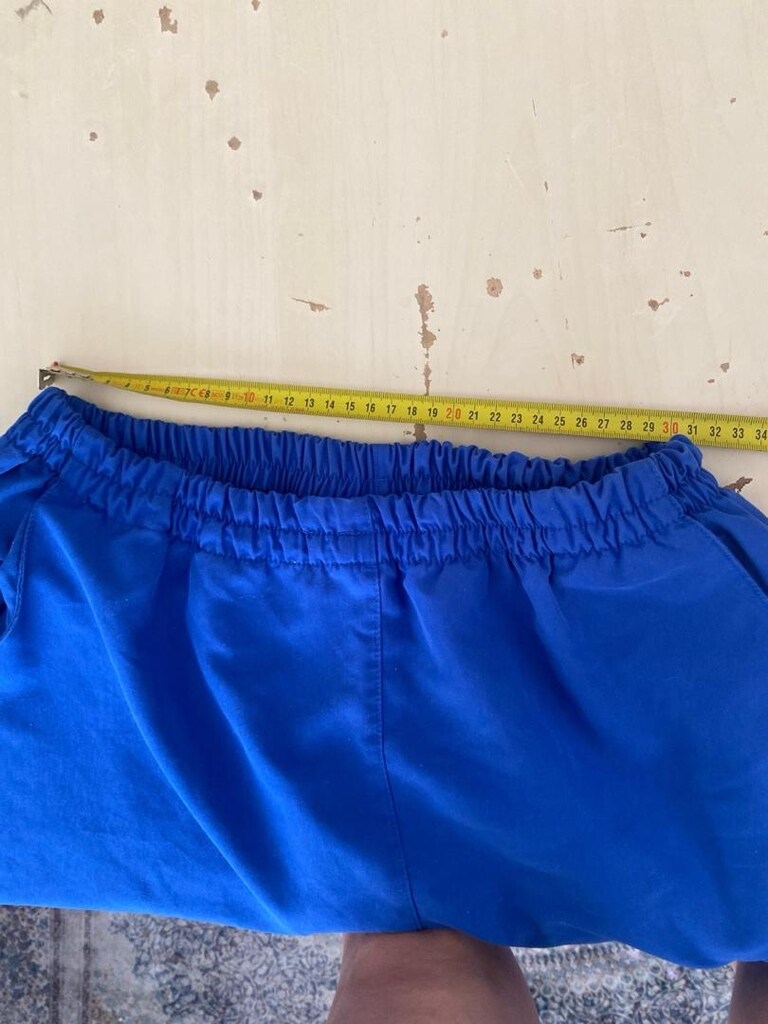 Mavi V Yaka Kısa Kollu Sağlık Üniforması - 11
