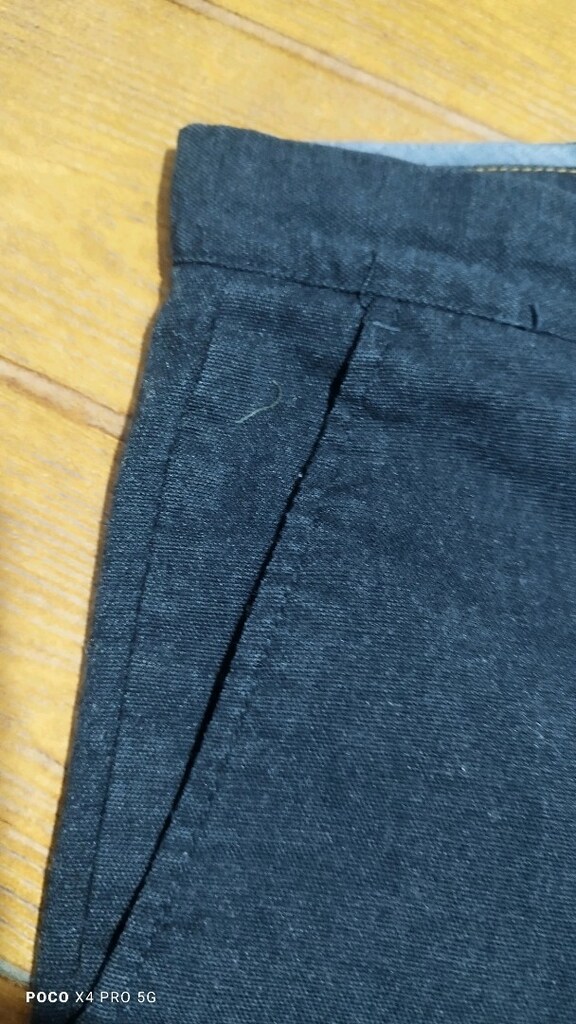 #Zara  pantolon..Piyasası pahalıdır..Eni çekilince 38 Boy 93 Paça 15 - 3