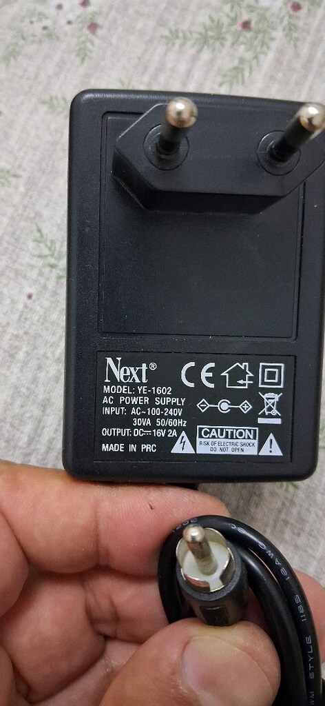KTEC 12VOLT 2 AMPER ADAPTOR 250 - 5