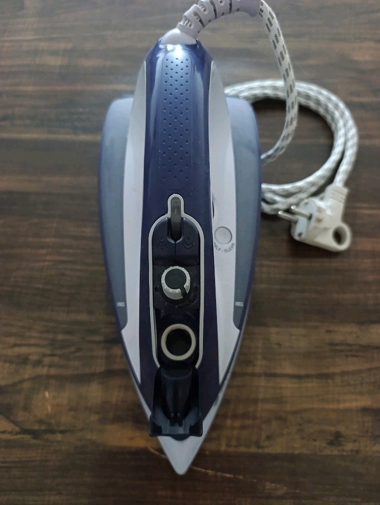 Arçelik K 4248 Buharlı Ütü (2400W / Otomatik Kapanma) - 3