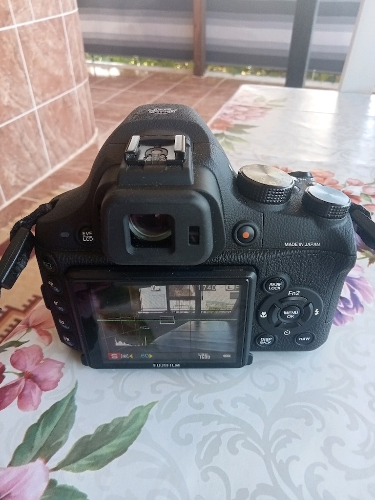 Fujifilm X-S1 Fotoğraf Makinesi - 5