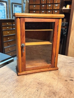 Vintage camlı dolap - 4