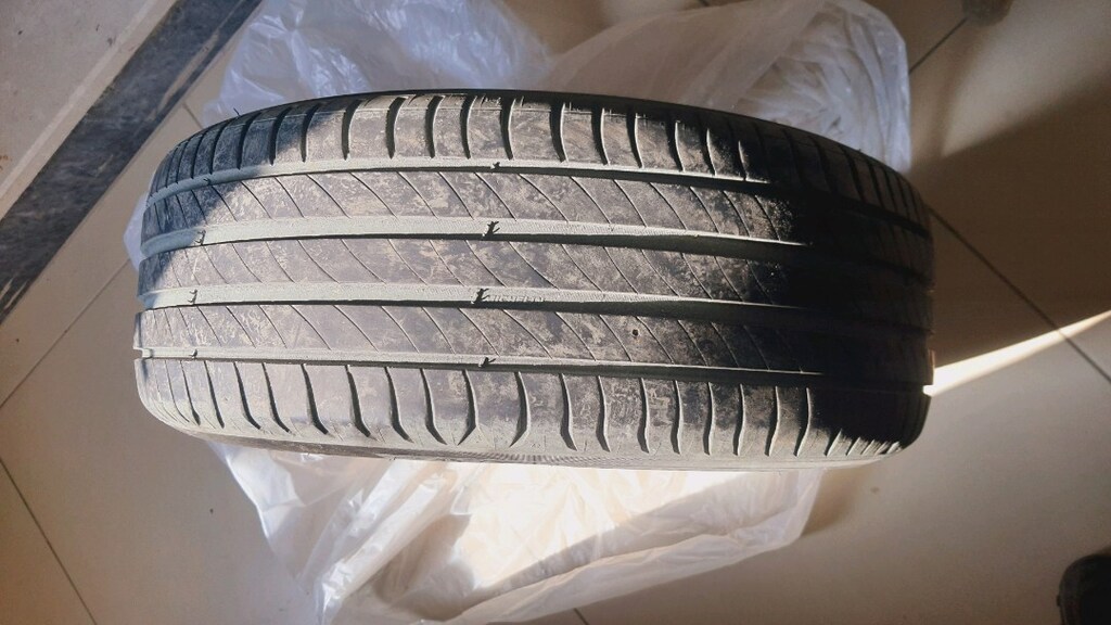 1 ADET 205 55 16 michelin primacy 4 - 5