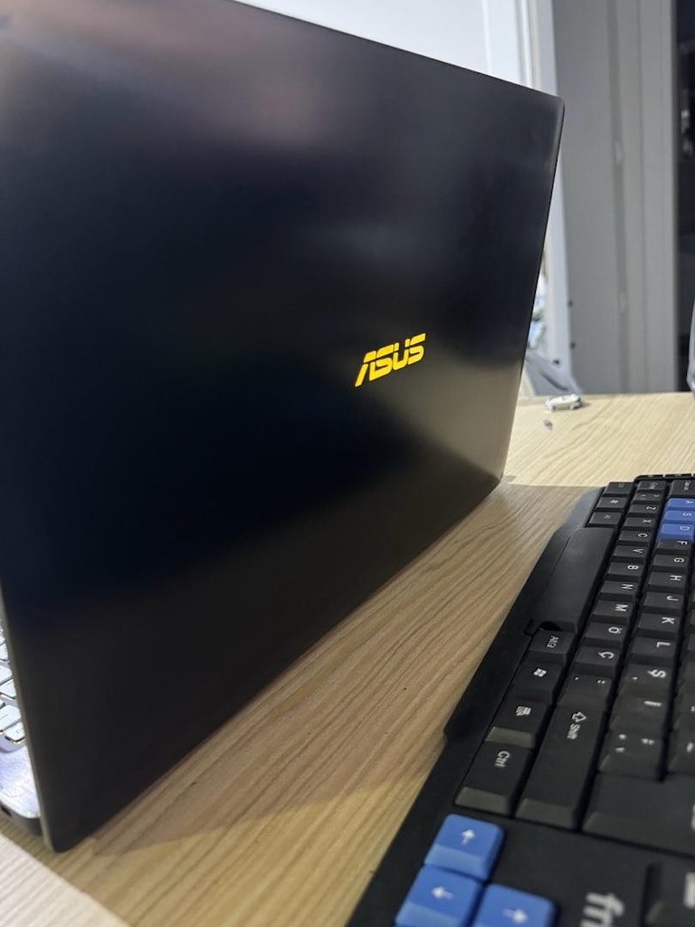 Asus N550JV Intel Core i7-4700HQ 16 GB Ram 4 GB NVIDIA GeForce GT 750 - 6