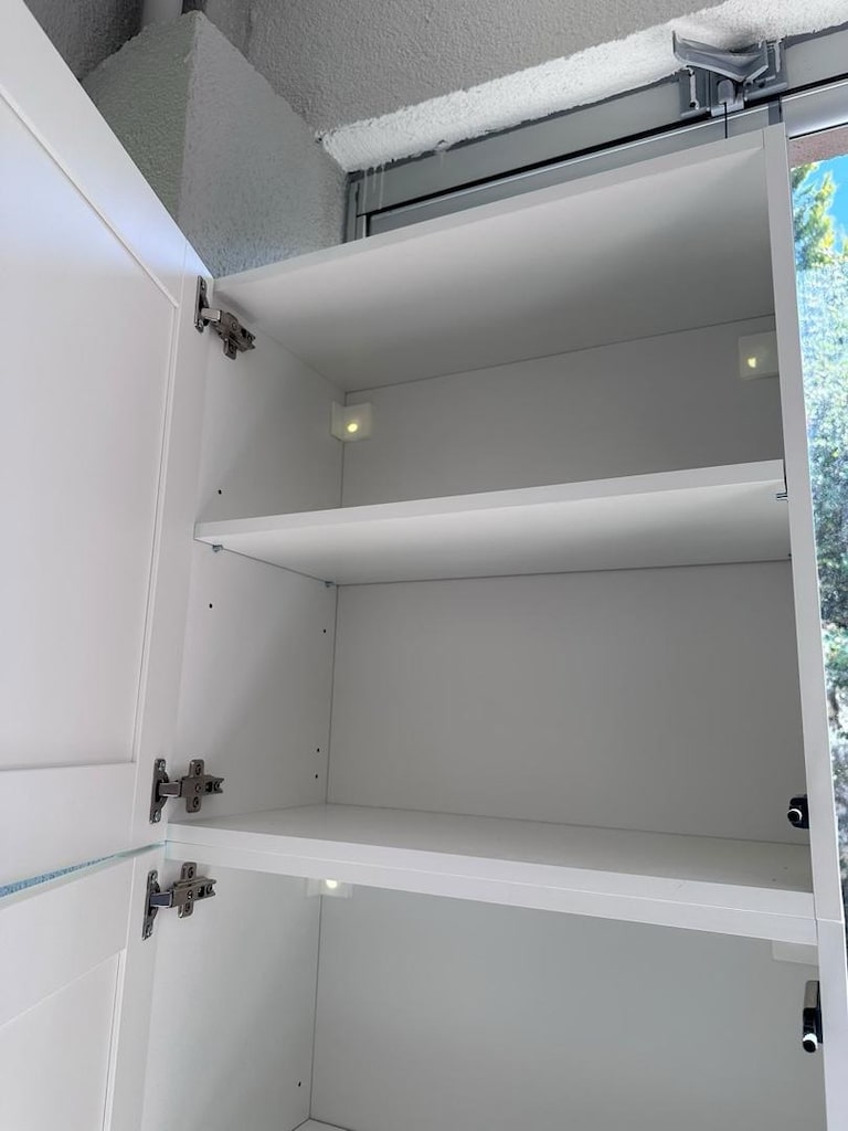 IKEA dolap - 3