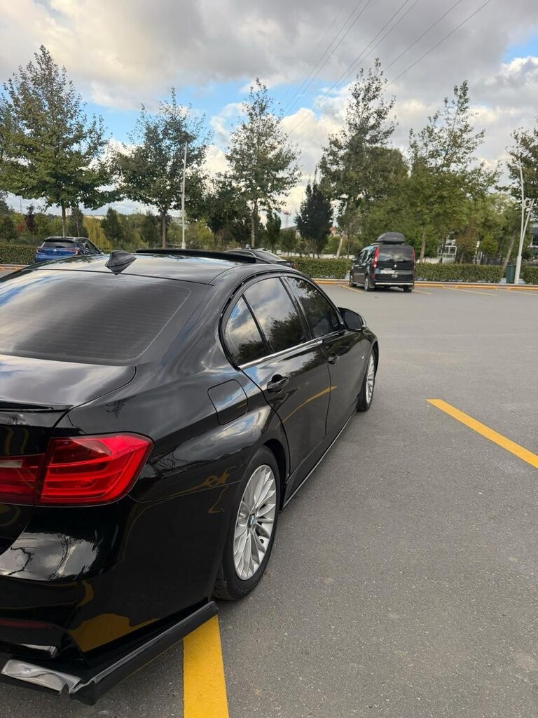 BMW 320i - 18