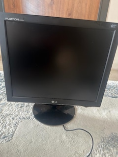 LG 19 İNÇ FLAT MONİTÖR - 2