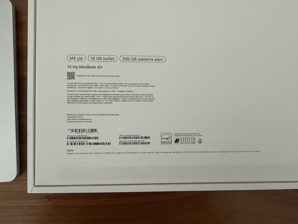 MACBOOK AIR M4 - 16GB RAM - 256 GB SSD - APPLE TRACKPAD HEDIYELI - 9