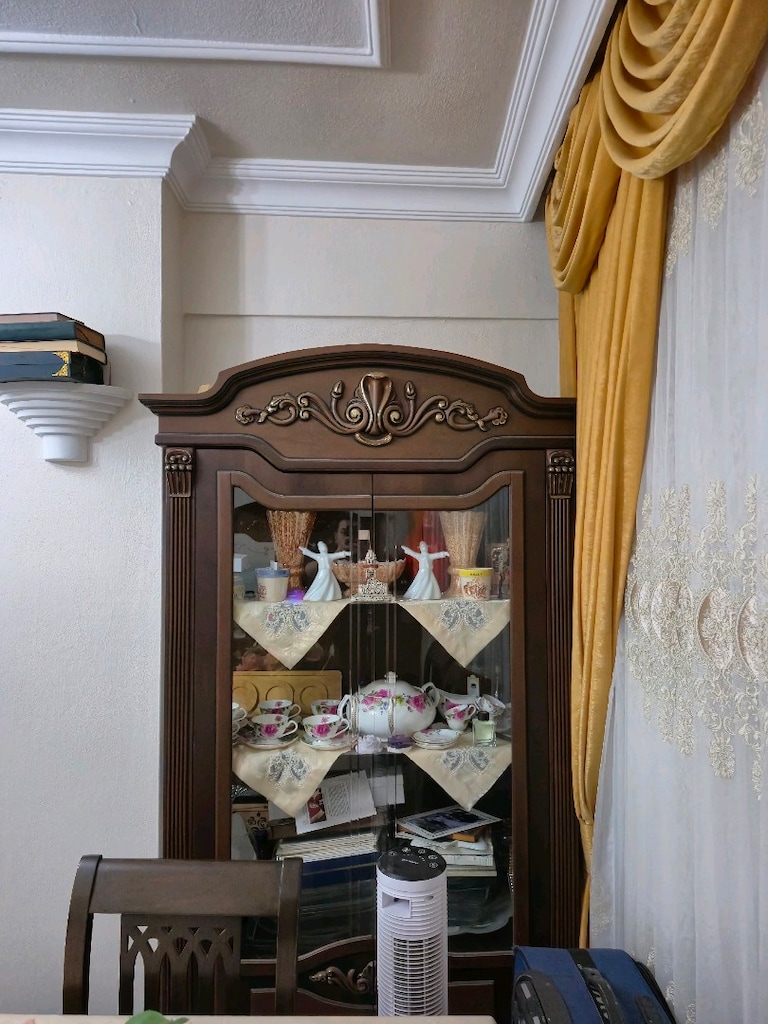 Aynalı Vitrin - 2