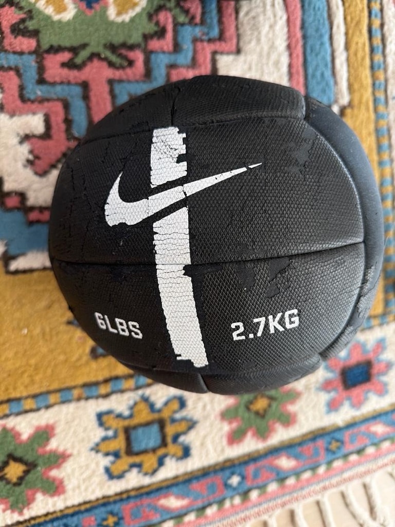 nike saglik topu 2,7 kg - 2
