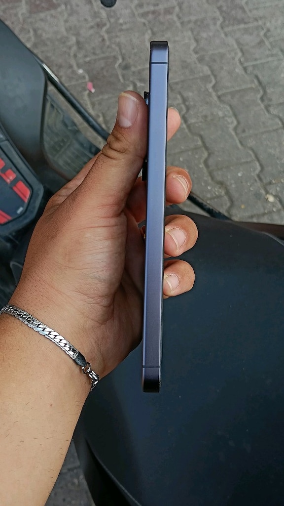 Samsung S24 FE, 256 gb - 4