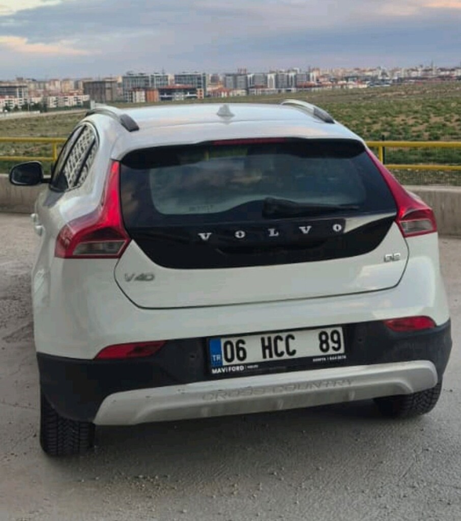 Temiz düşük km otomatik ağır bakımları yapılmış konforlu araç - 2