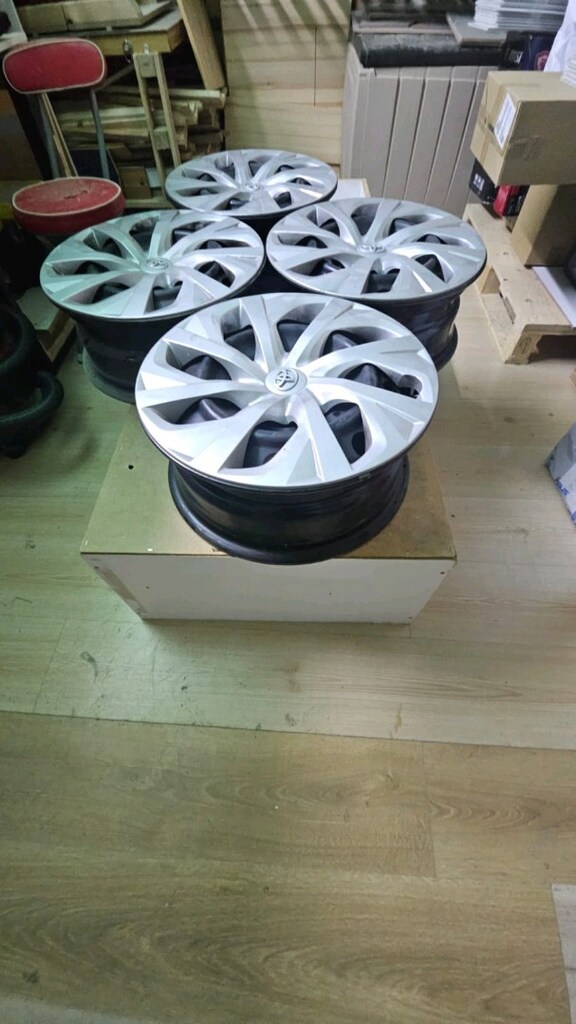 Toyota Corolla 2016 Sedan 16 inç jant - 5