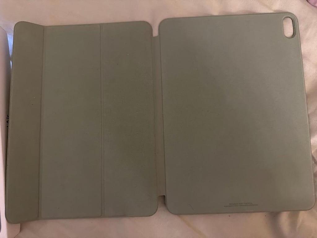 iPad Air 11-inch (M4) + Apple Pencil Pro + iSmart Case - 4