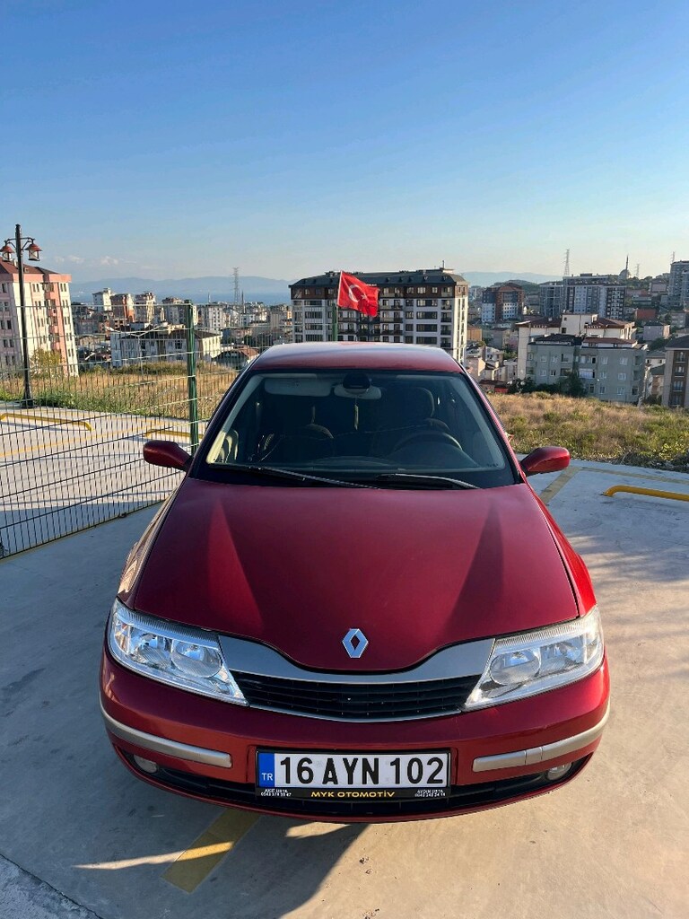 2003 laguna2 1.6 16 valf aciliyet durumu var - 15