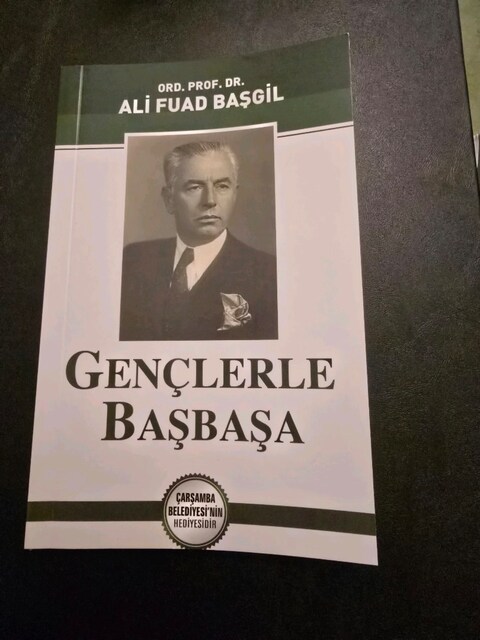 gençlerle başbaşa
