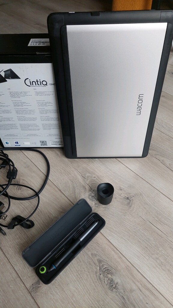 Wacom Cintiq 13HD Grafik Tablet - 6