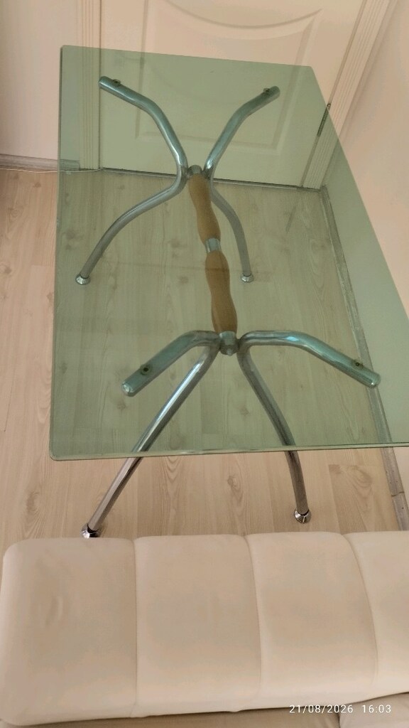 YEŞİL RENKLİ KALIN CAM MASA - 3