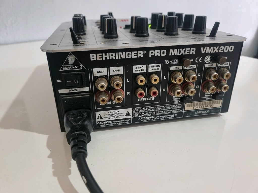 BEHRİNGER VMX 200 PRO MİKSER - 6