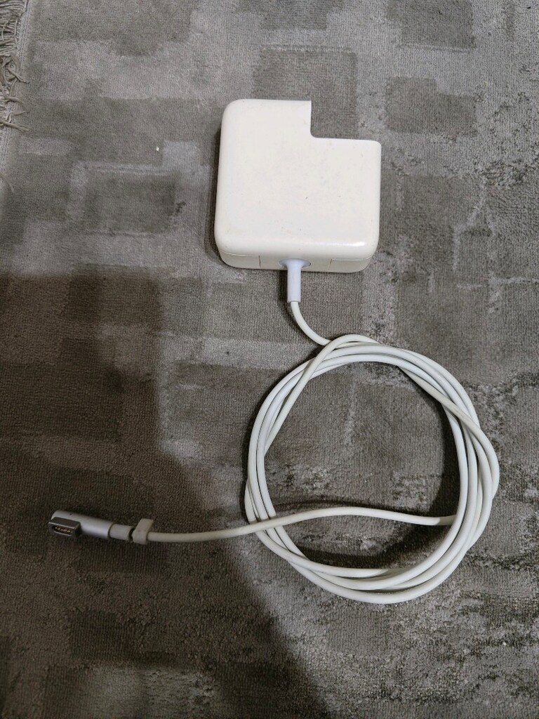 magsafe 45 watt L tipi adaptör - 2
