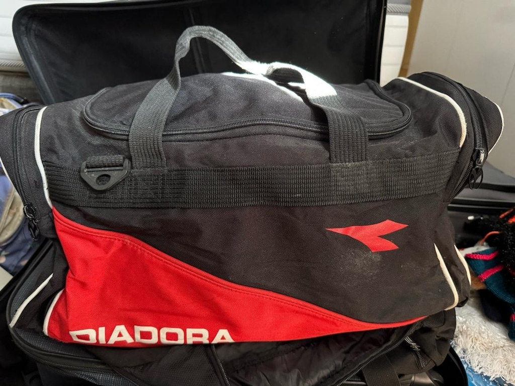Orijinal Diadora Büyük Boy Spor ve Seyahat Çantası