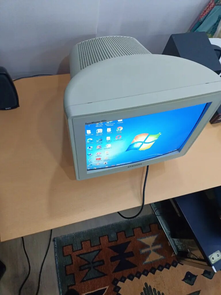 Syncmaster 793s monitör. - 5
