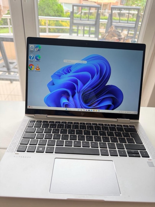HP EliteBook x360 1030 G4 | i5-8265U | 16GB RAM | 360° Katlanır| - 3