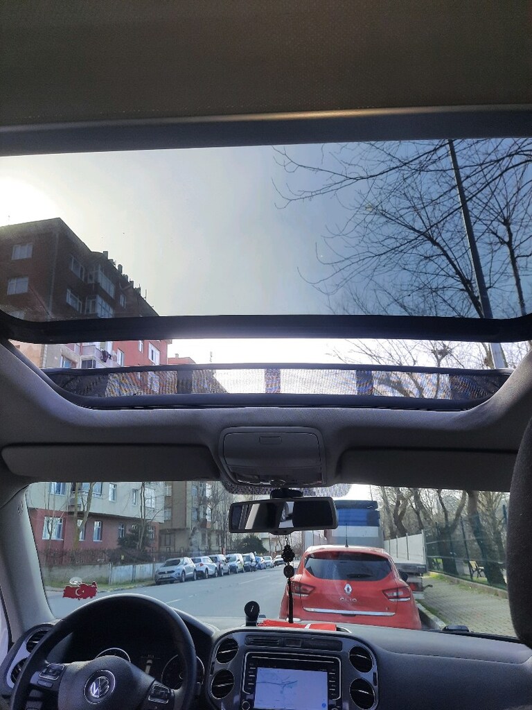 wolksvargen 2012 tiguan - 7