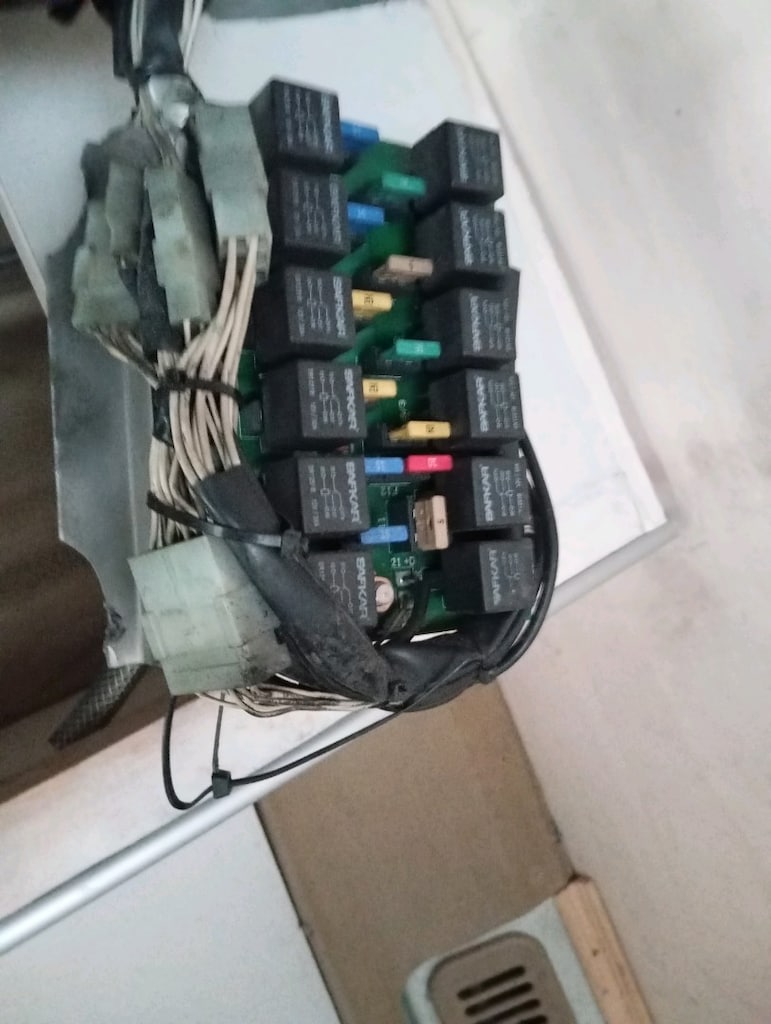 safkar minibüs kliması iç tavan bölümü - 2