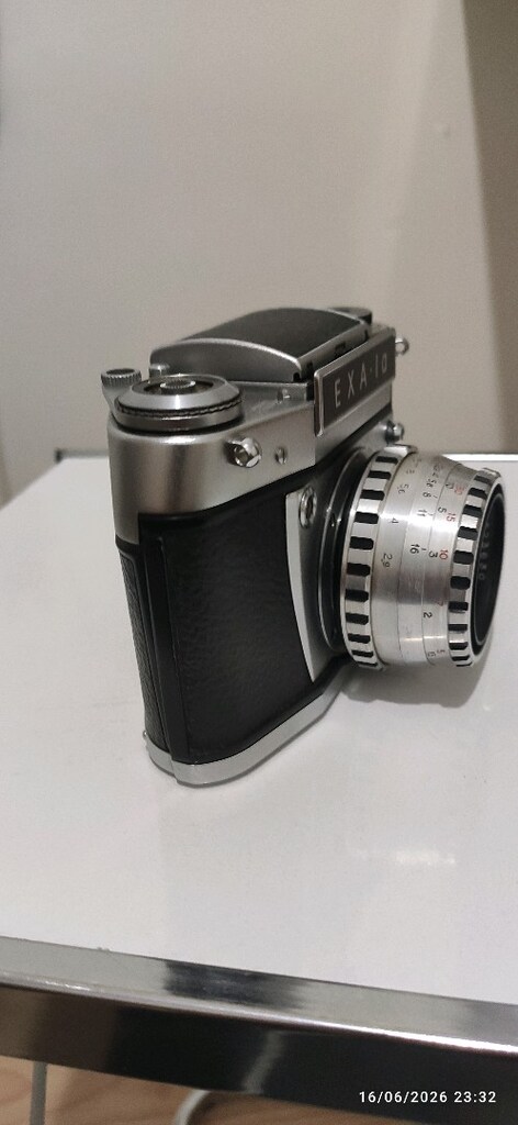AXA.La fotoğraf makinesi - 6