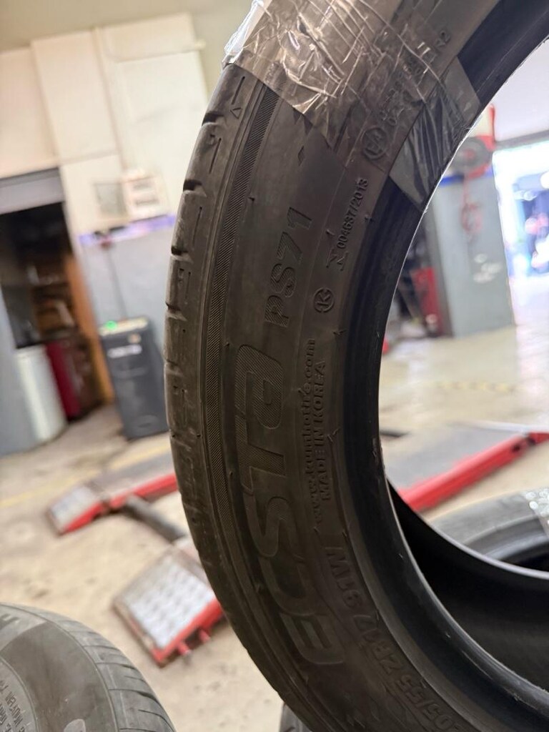 205 55 R17 KUMHO PS71 - 4