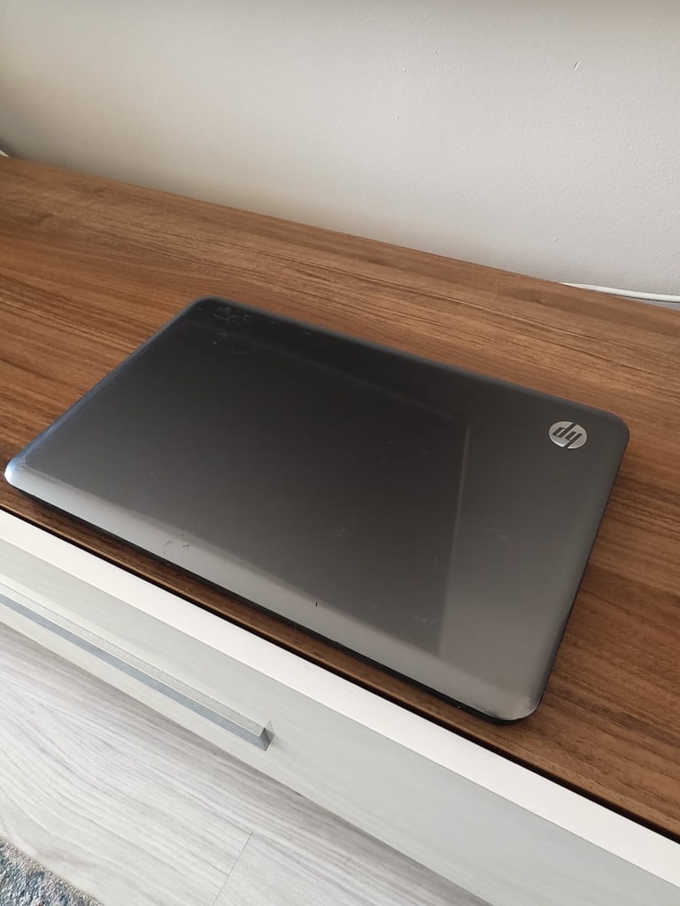 HP LAPTOP - 12