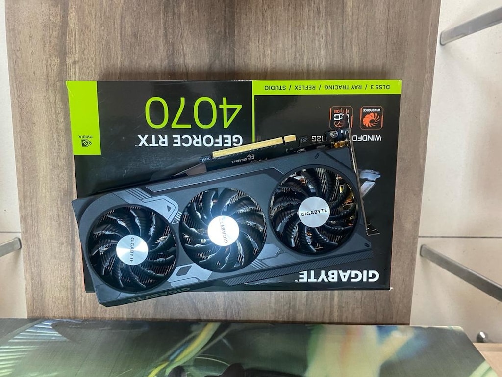 GIGABYTE GeForce RTX 4070 WINDFORCE OC 12GB GDDR6X 192Bit DLSS 3 Ekran - 5