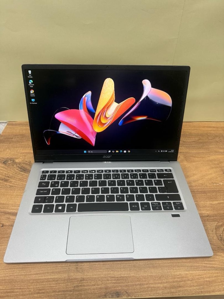 ACER N4020 (11) 4 ram 128 ssd - 6