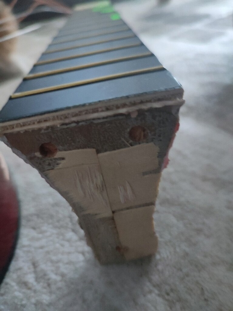 kırık Gitar - 4