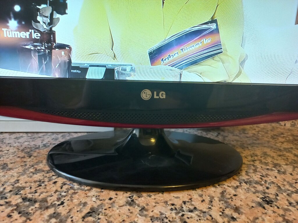 LG 22 İnch Full Hd lcd tv---- LG M227WD - 4