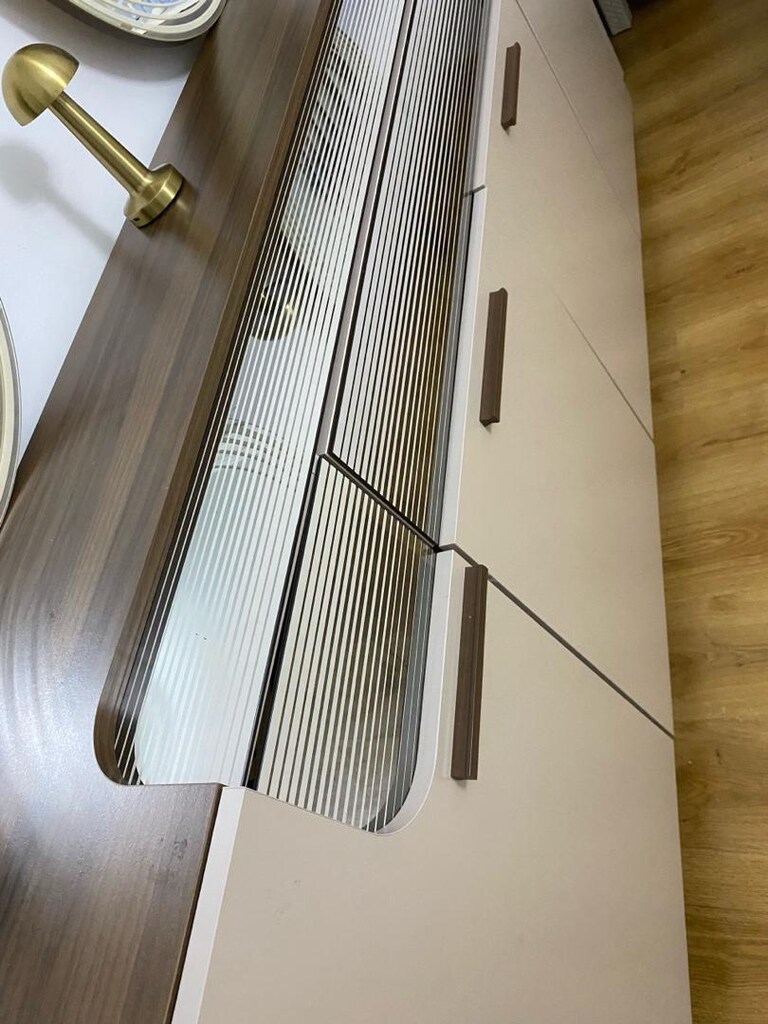 BELLONA MARKA KONSOL MASA SANDALYE TV ÜNİTESİ OLARAK KULLANILABİLİR - 3