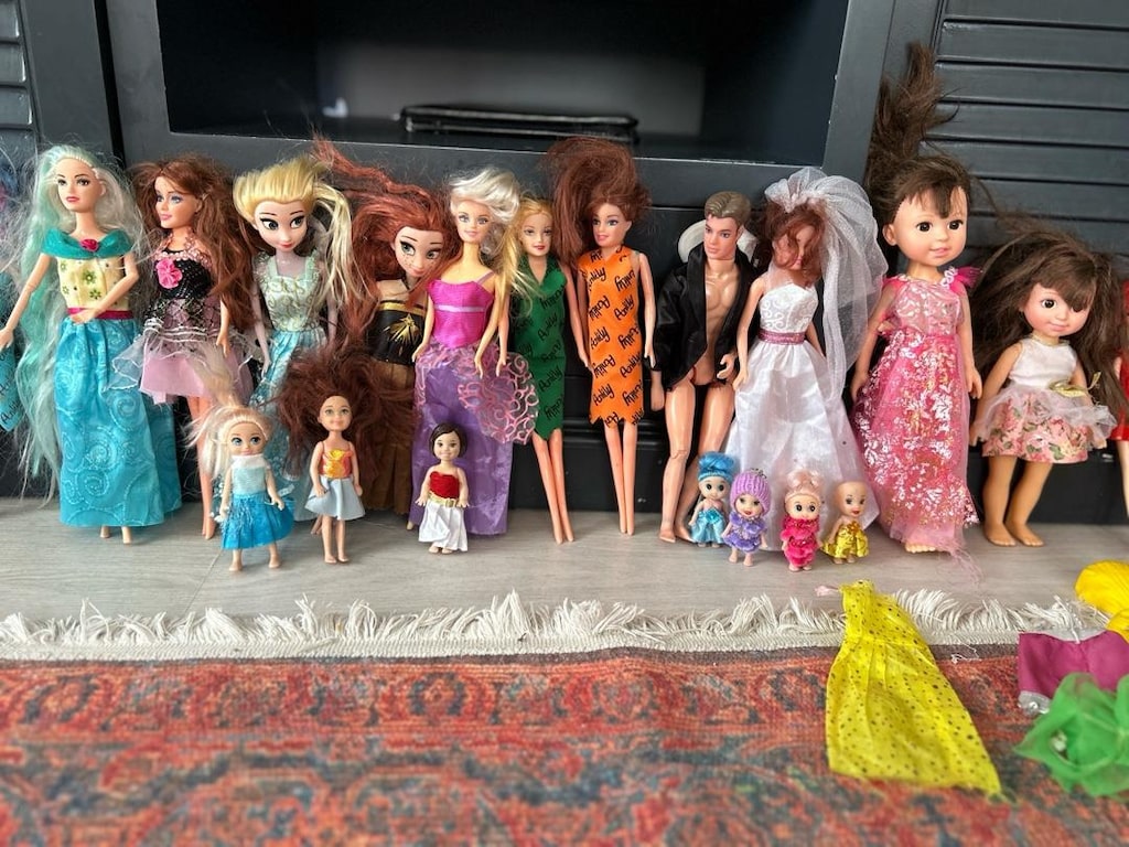 çoklu toplu Barbie bebekler - 6