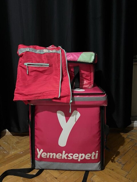 YEMEKSEPETİ ÇANTA YELEK PUNÇ