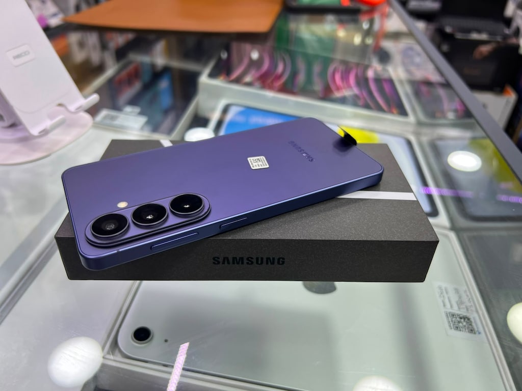 SAMSUNG S26 - 12/256 GB - HAT TAKILMADI - SAMSUNG TR GARANTİLİ - 3