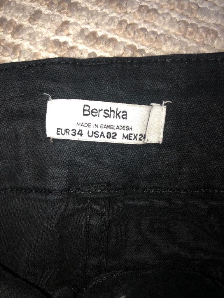 Klasik siyah rengi ve yüksek bel kesimiyle her tarza uyum sağlayan jea - 4