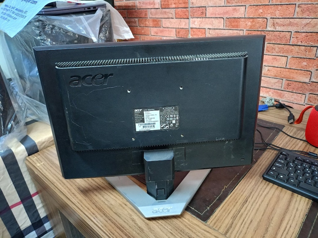 VGA monitör LCD - 2