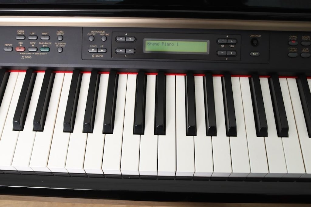 YAMAHA CLP 280 parlak lake sifir ayarinda agac tuslu dijital piyano - 13