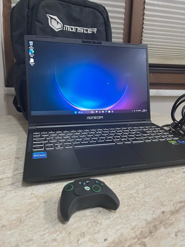 Monster Abra A5 v20.3.2 TAKASLI (i7 13700h rtx4050 32gbRam) - 2