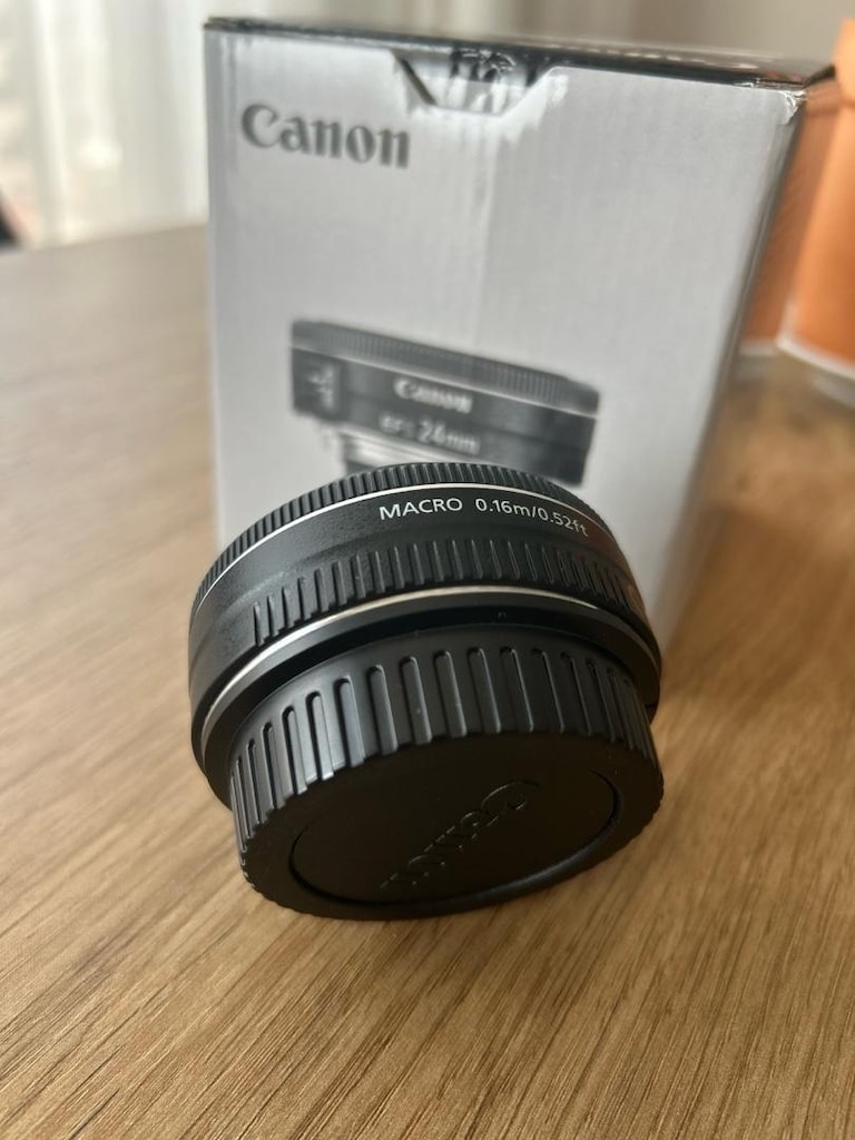Canon EF-S 24 mm Lens F/2.8 STM - 2