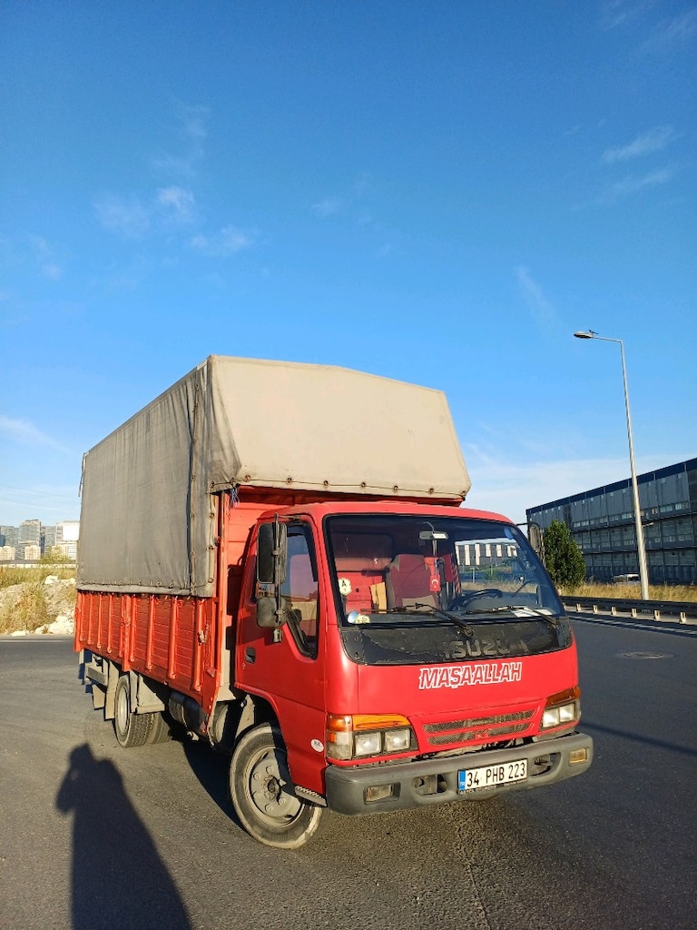 2000 model Isuzu NPR şampiyon işiyle beraber 110+kvd