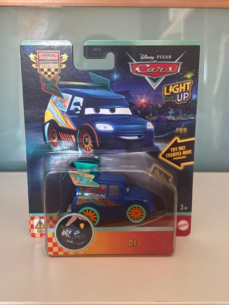 Disney Pixar Cars Light Up 20.yıl Özel 6’lı Set - 7