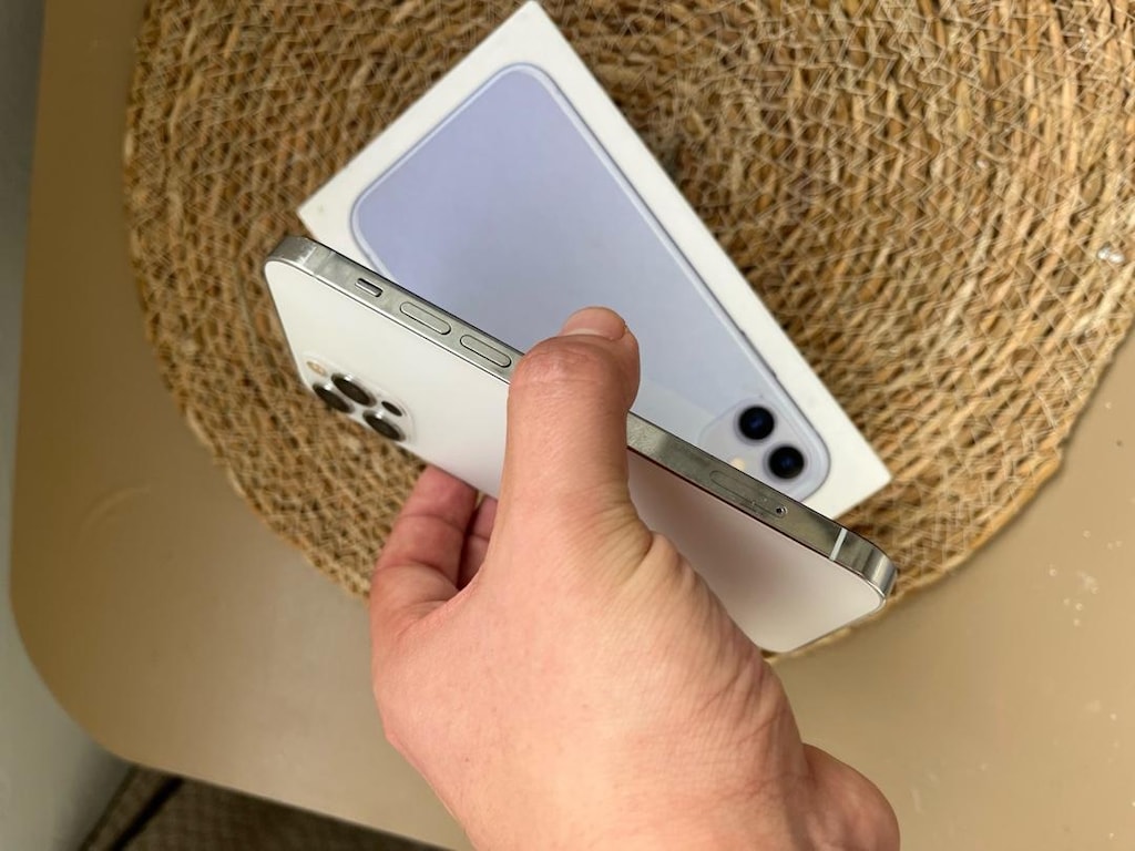 İPHONE 12 PRO - 6